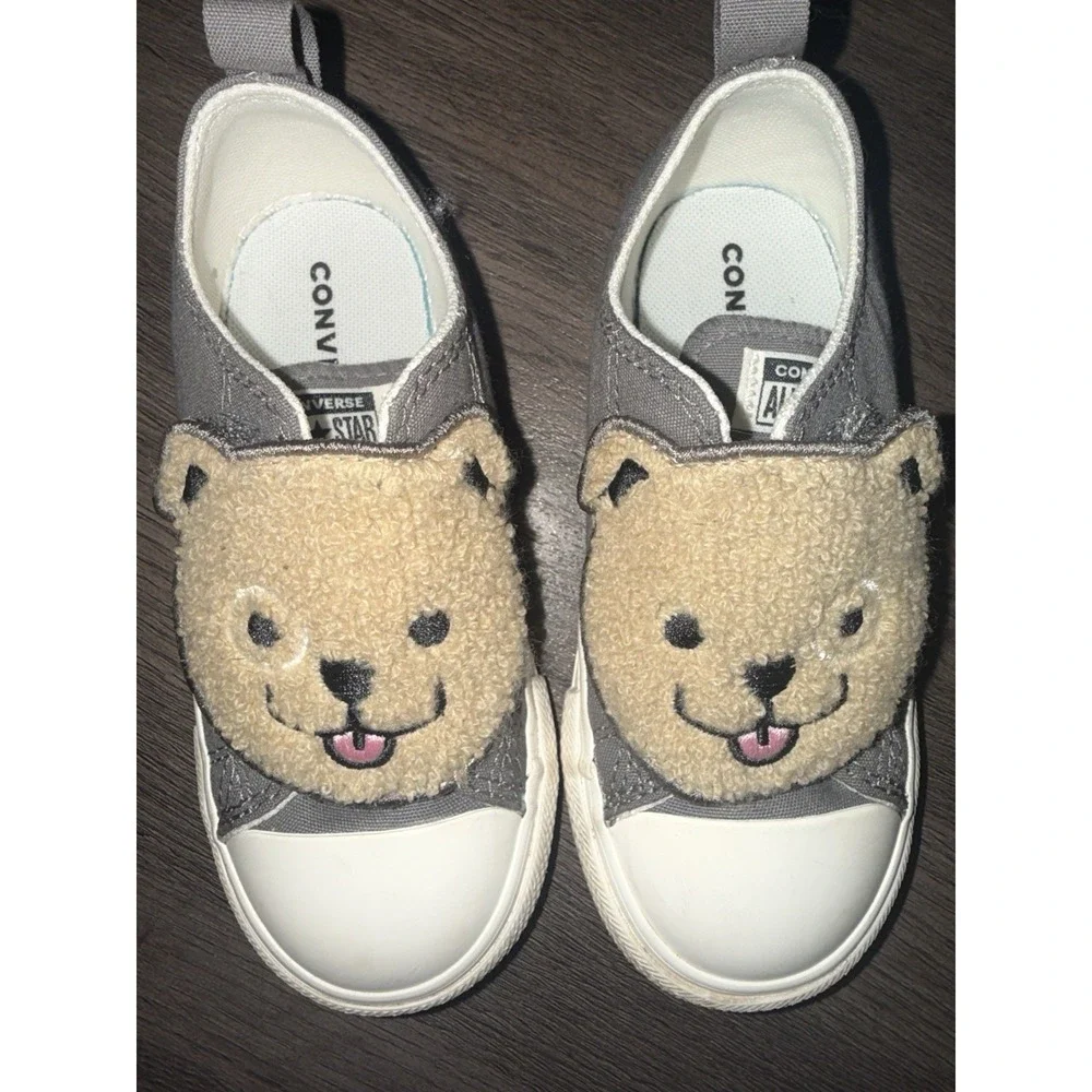 Converse Teddy Bear Style Beige Canvas Sneakers Size 9 Toddler